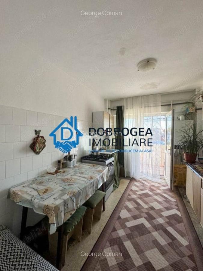 Apartament cu 3 camere decomandat, mobilat în Pelican - 5