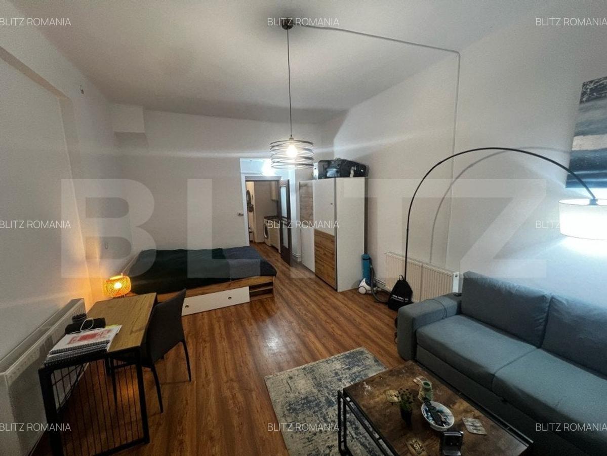 Apartament Ultracentral, Piata Libertatii, Geamuri la strada - 6