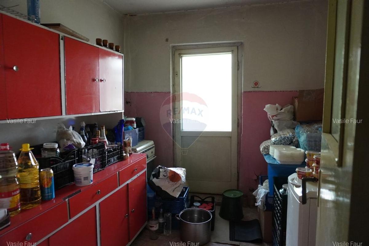 Apartament cu 2 camere de vanzare, strada Bogdan Voda - 8