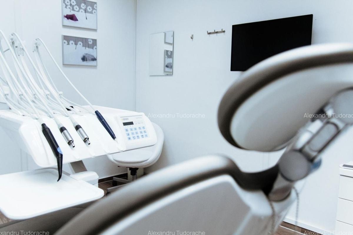 Imobil de Vânzare - Ideal pentru Clinică - 2