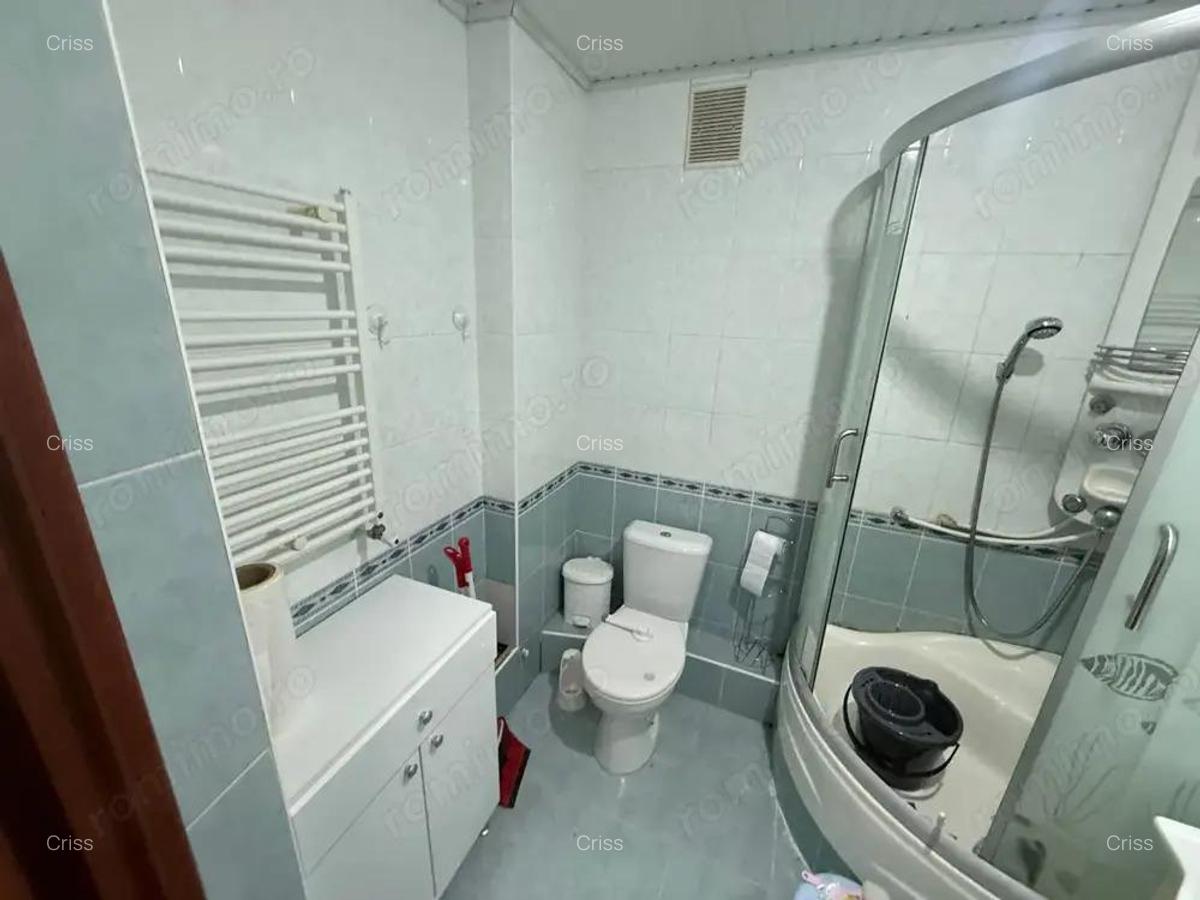 Garsoniera de vanzare in zona Brancoveanu sectorul 4 - 6