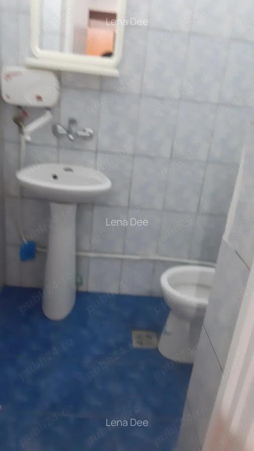 Dau in chirie spatiu in centru linga Politie cazier. - 3