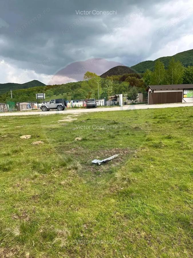 OPORTUNITATE! Teren 5,000 mp Vama Buzaului / Drumul DJ103A - 11
