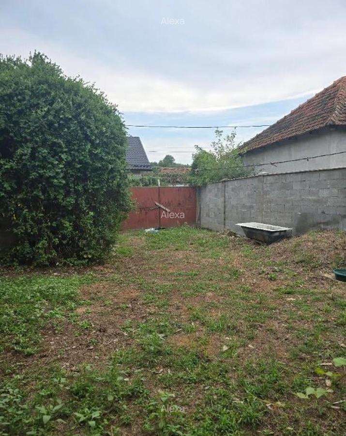 Casa loc SUMUGIU , sc 200 mp , parte veche si noua, ter 2670, sosea - 6