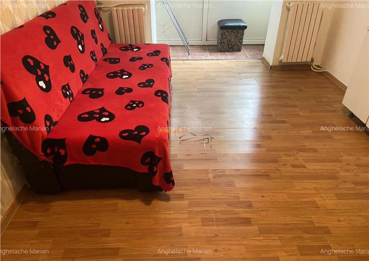 Apartament 4 camere , zona cartier Sud , et 2/4 , 56 mp - 1