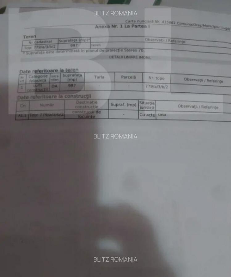 Casa de vanzare intr-o zona lini?tita, sus pe deal, cu - 2