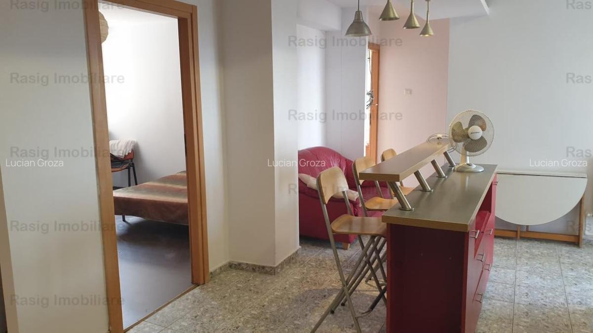 Apartament cu 4 camere decomandat în Lujerului - 2
