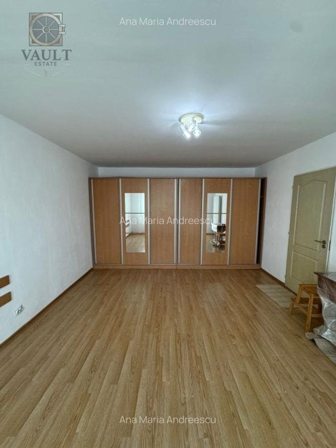Garsonieră decomandată, mobilată în Vitan Mall - 2