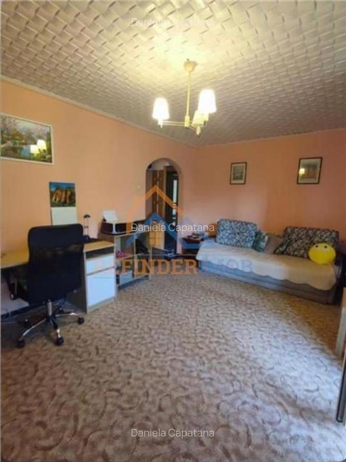 Vanzare apartament 2 camere zona Gorjului - 1