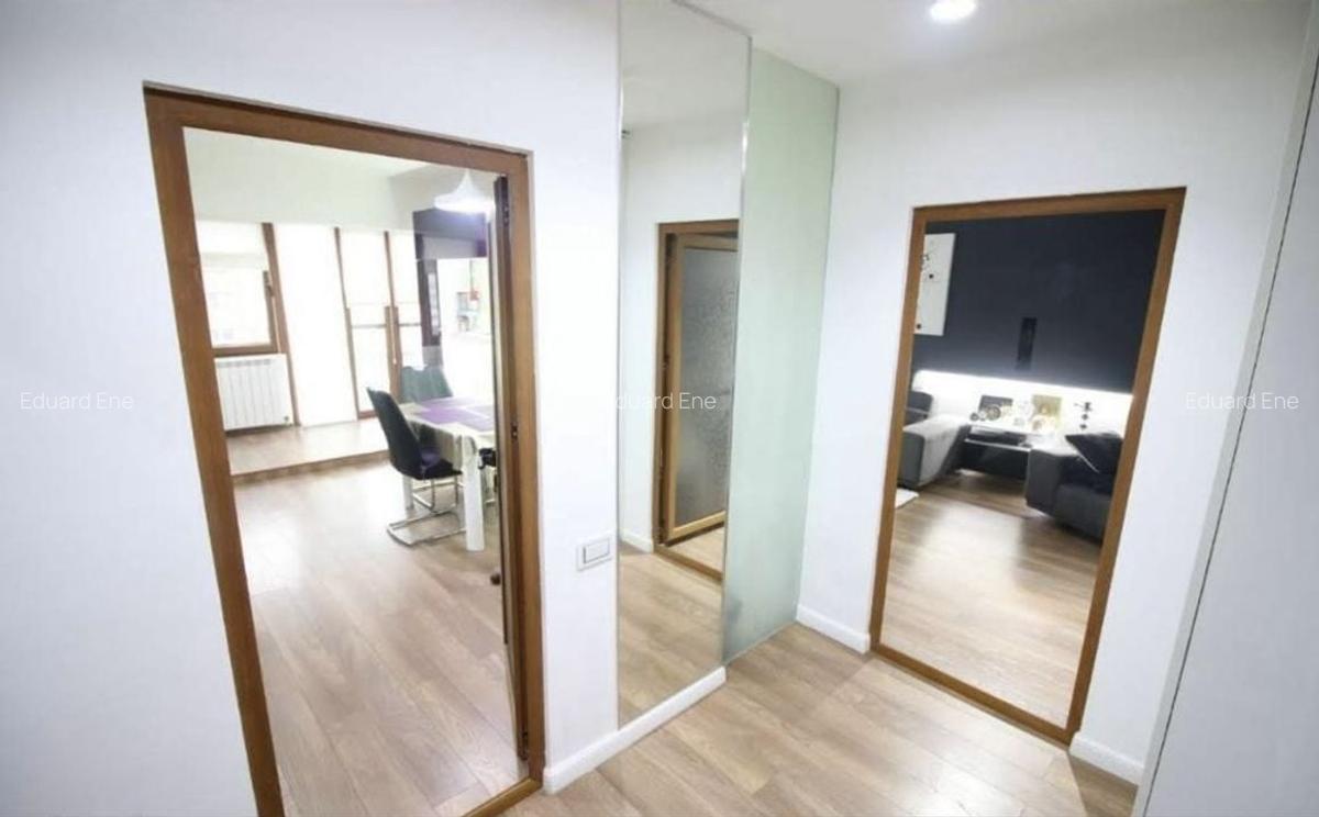 De inchiriat apartament 2 camere decomandat - 67 mp - Micro 21 - 2