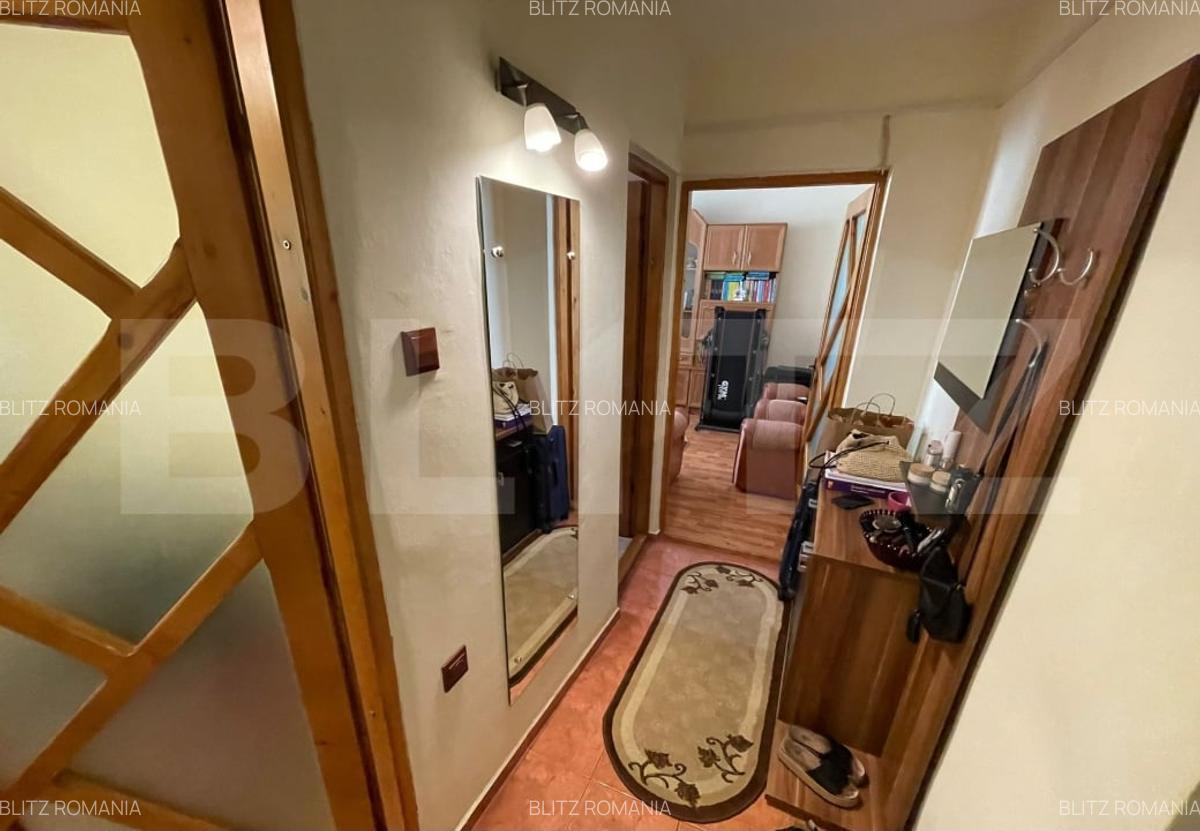 Apartament 2 camere, decomandat, 37 mp - Str. Mioritei, Targu-Jiu - Zona 9 Mai - 2