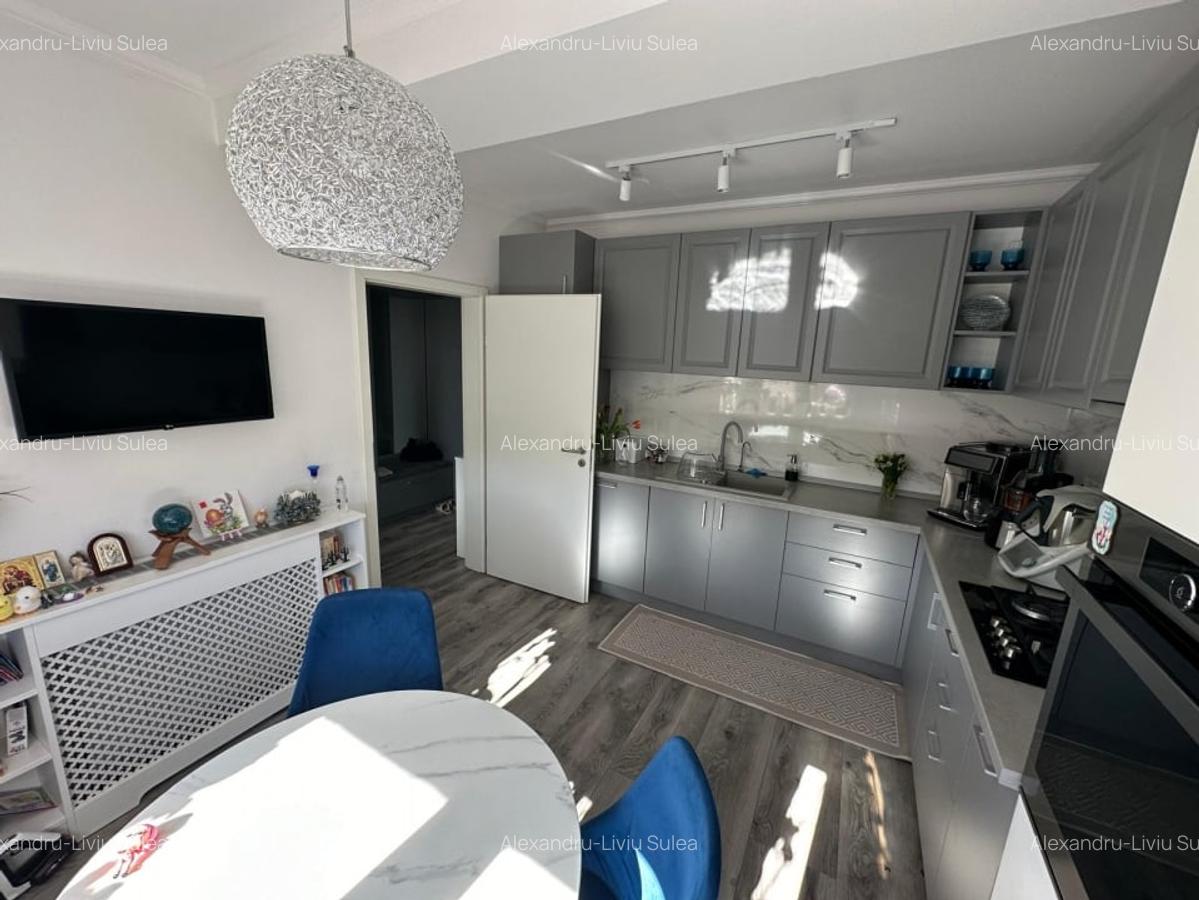 Casa insiruita cu trei camere, zona Dealul Lempes, Sanpetru - 2