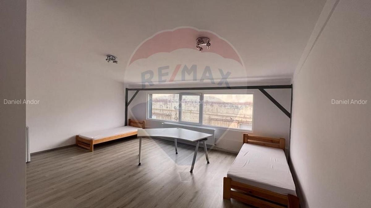 Spatiu comercial de 990mp de inchiriat - 10