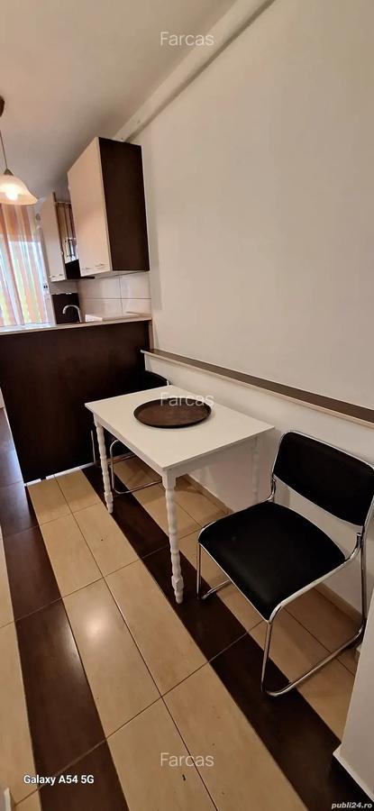 Inchiriez apartament 2 camere - 4