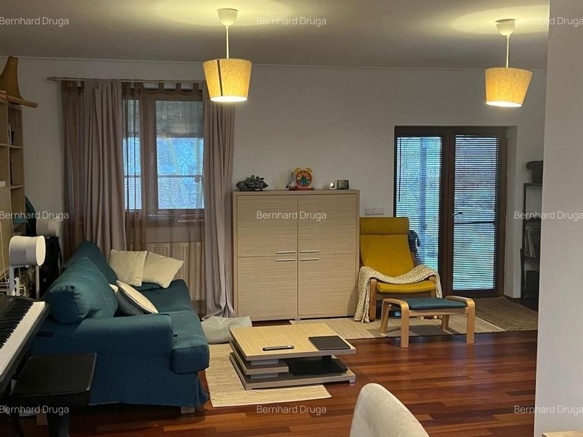 Refugiu Elegant lângă Lac – Vilă Mobilată Integral, la Doar 20 km de București - 2