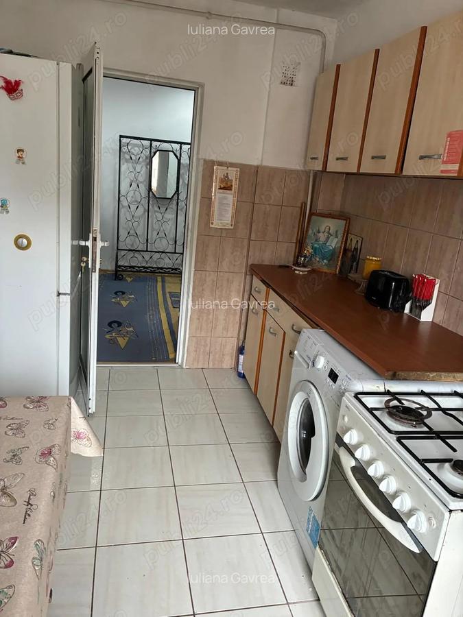Inchiriez apartament cu 3 camere in Pacurari - 3