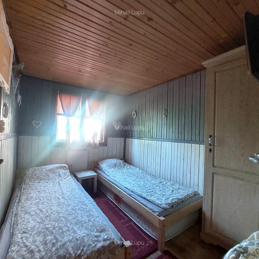 Casă cu 5 camere în Lepșa - 20