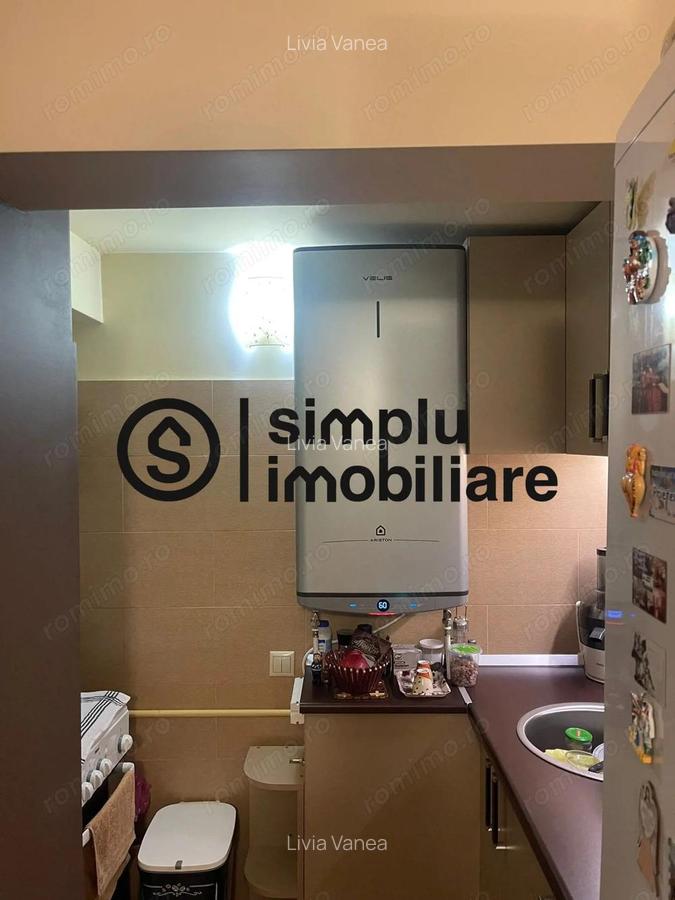 Garsoniera decomandata -Rovine - 9