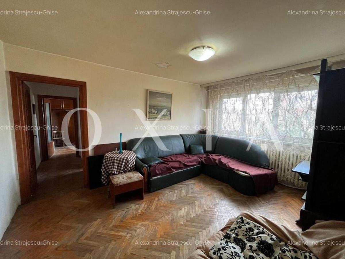 SX533 Dacia, Apartament 3 camere - necesita renovare - 7