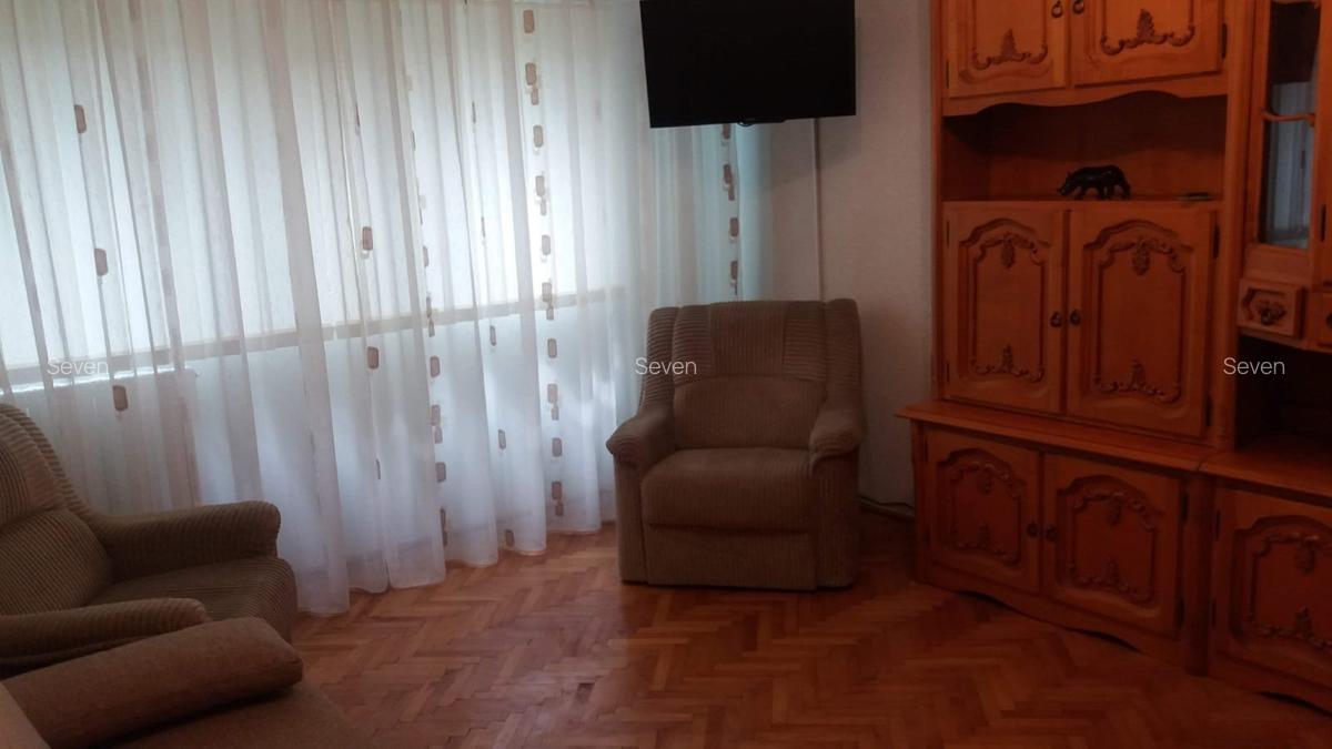 Apartament 2 camere decomandat - Faleza Nord - 400 euro/luna (Cod E12) - 3