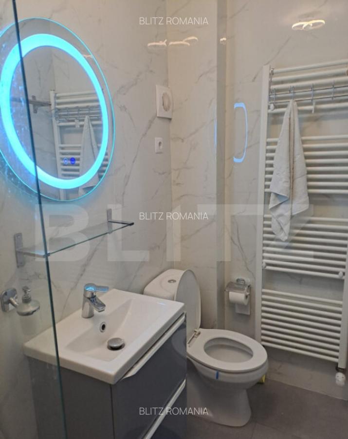 Casa cu curte comuna 2 ap. separate, zona Pia?a Abato - 5 Casa cu curte comuna 2 ap. separate, zona Pia?a Abato - 5