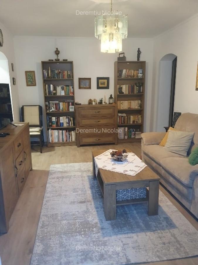 Apartament de 3 camere - Sinaia, zona centrala - 6