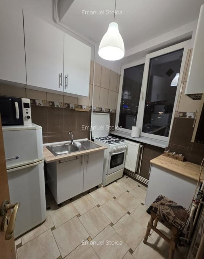 Garsoniera Piata Victoriei – mobilata nou, etaj 3, la 12 min de metrou - 3