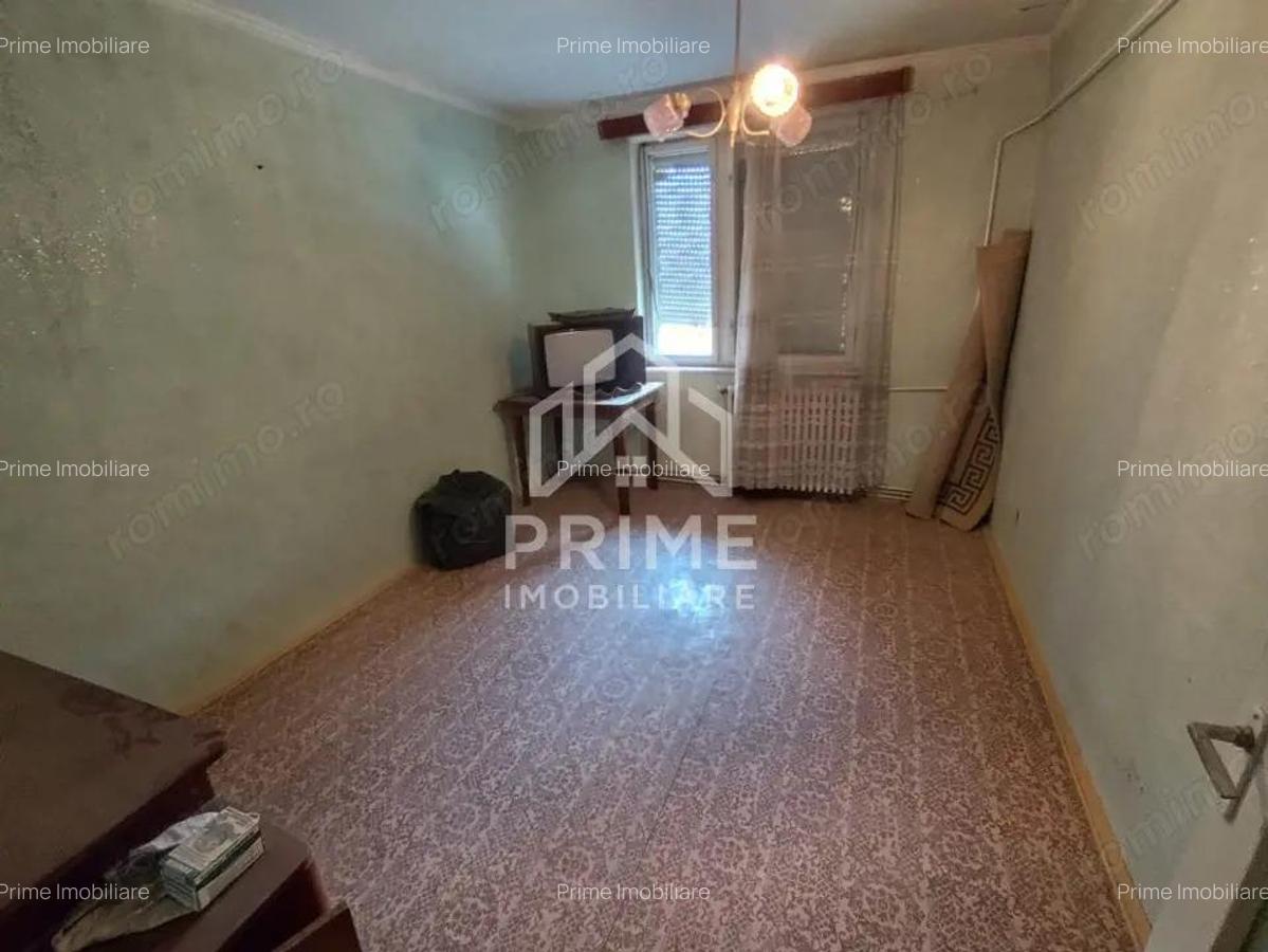 Apartament 3 camere, 69 mp, zona Cugir - 2 Apartament 3 camere, 69 mp, zona Cugir - 2