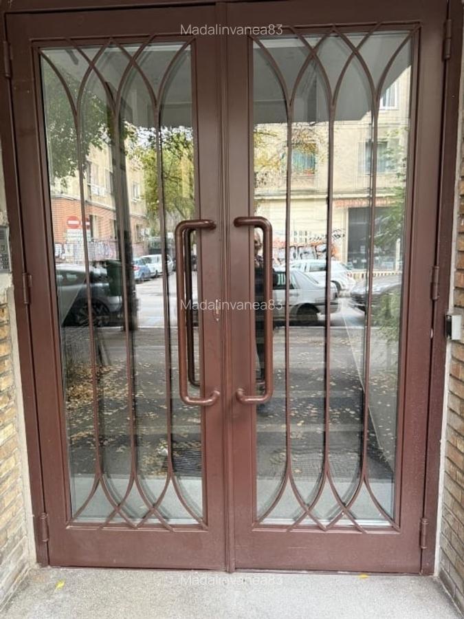 Studio Cismigiu cu acces la gradina comuna - 9