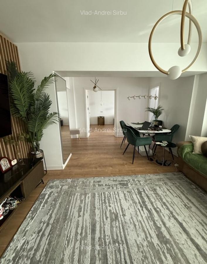 Apartament cu 3 camere decomandat, mobilat în Unirii - 1