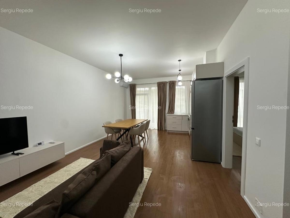 Apartament 2 camere, zona VIVO, parcare inclusa - 1