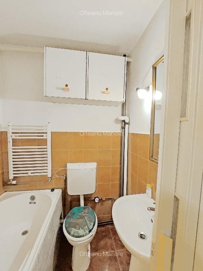 Proprietar  ofer garsoniera mica,  180 euro - 11 Proprietar  ofer garsoniera mica,  180 euro - 11