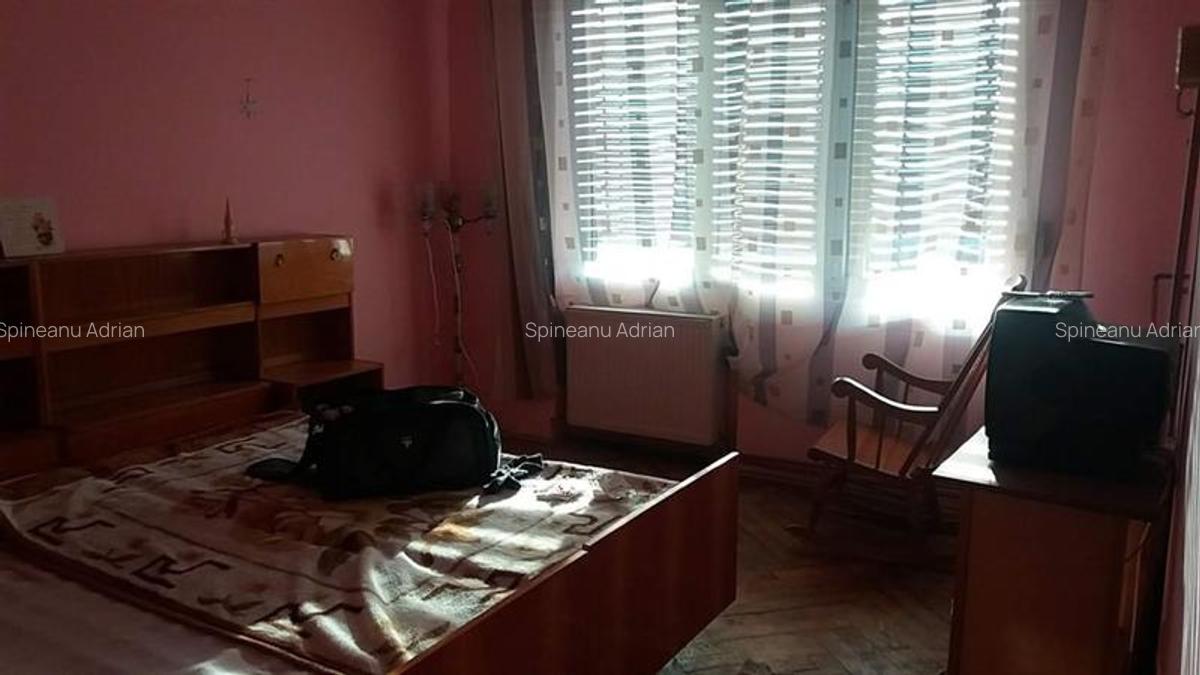 2 cam decomandat  Circumvalatiunii-Mall centrala proprie - 3 2 cam decomandat  Circumvalatiunii-Mall centrala proprie - 3