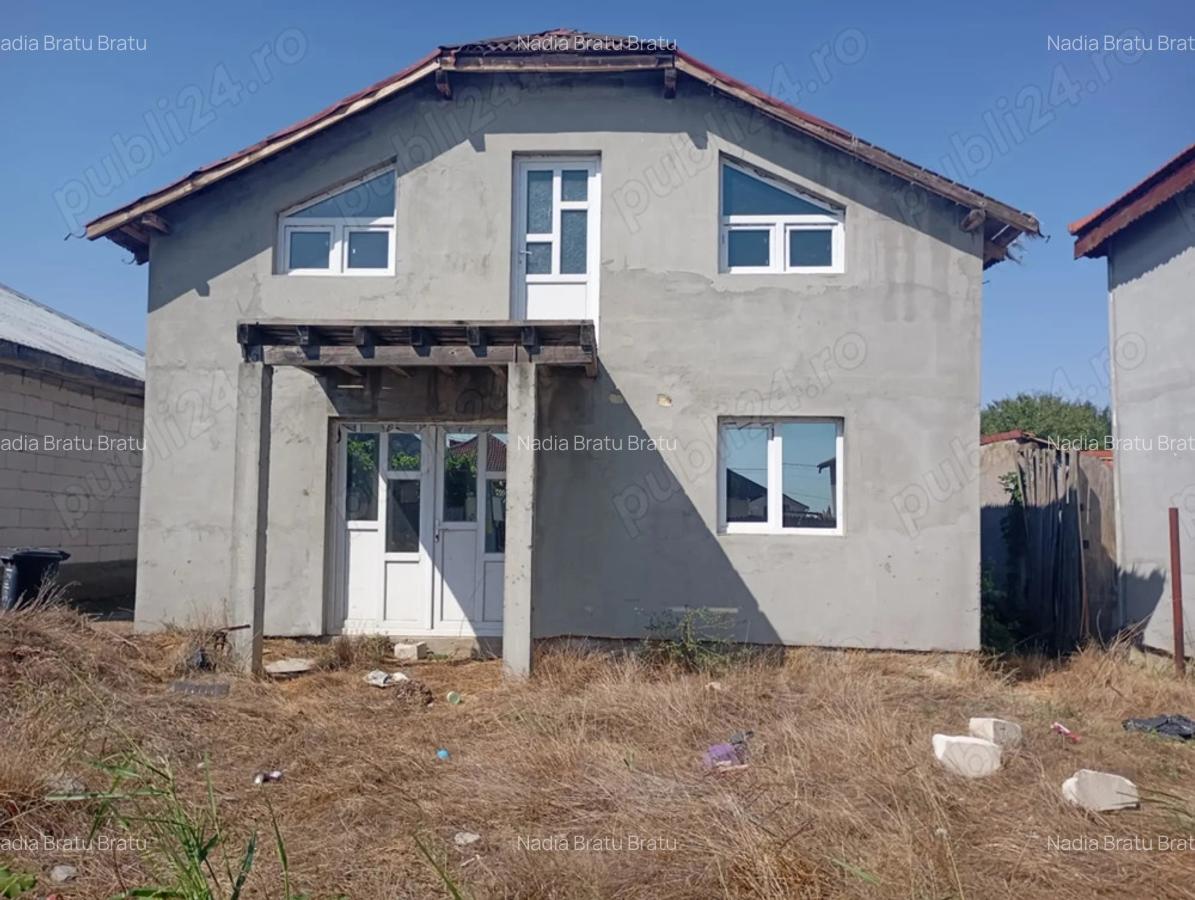 Vand casa 4 camere suvragerie bucatarie ?i baie - 1