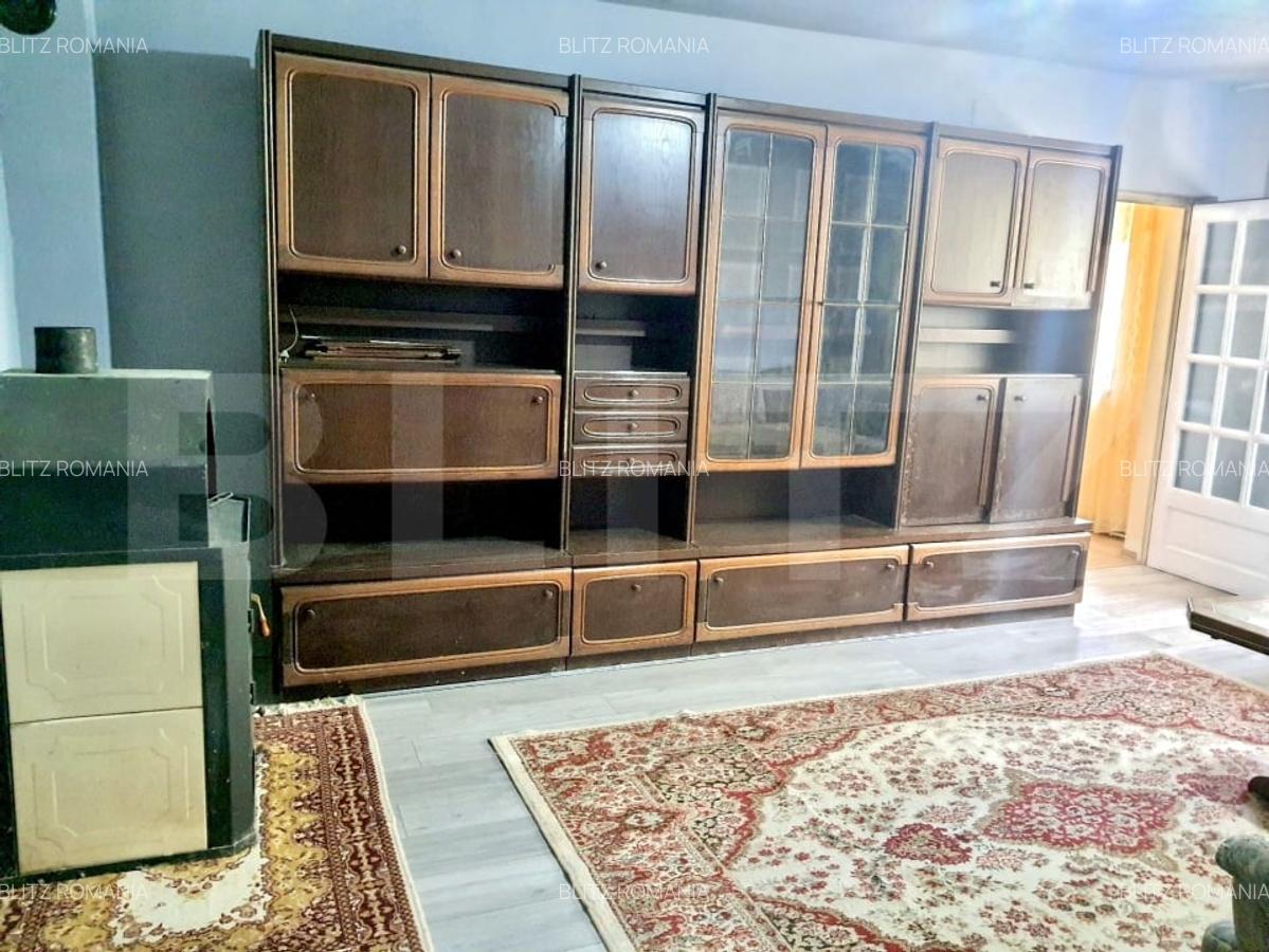 Casa de vanzare cu curte si anexe, teren 1253 mp, Berghin - 10