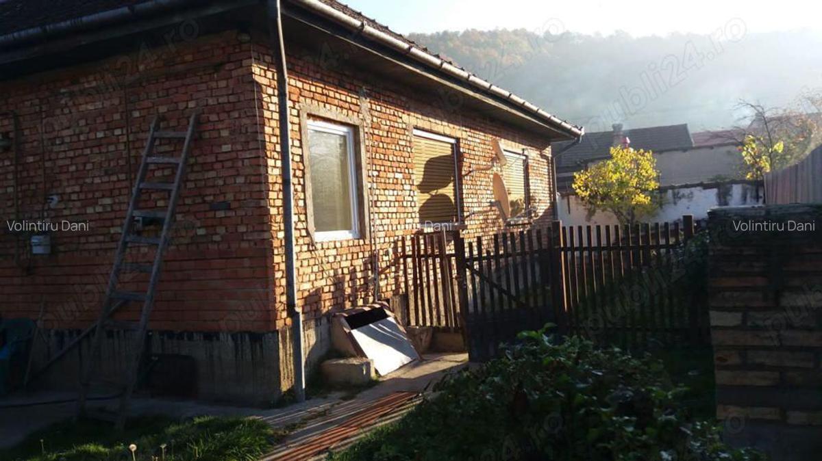Casa Bocsa Montana pretabila credit 500 mp negociabil - 9