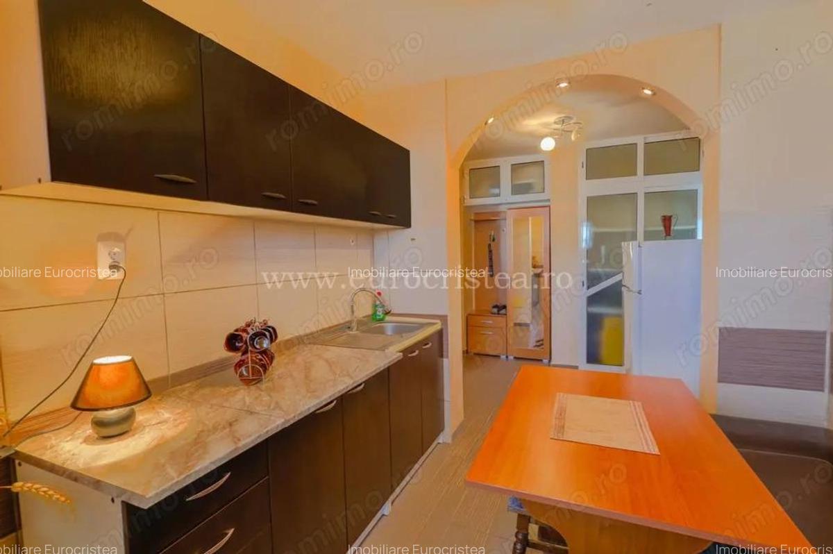 Apartament 2 camere de vanzare aproape de plaja Strada Rozelor, Mangalia - 10