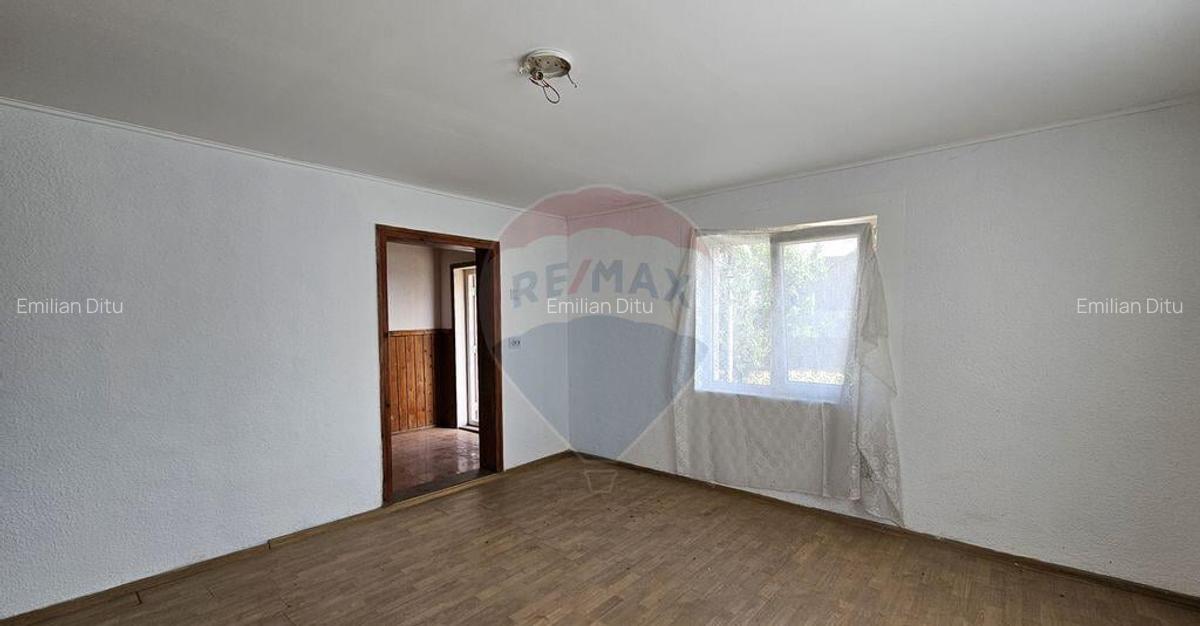 Casa cu 3 camere, teren intravilan de 1300mp in Ipote?... - 30