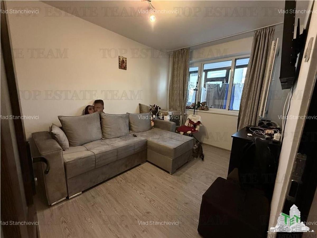 Apartament 2 camere RENOVAT, la 2 minute de Plaza Romania - 3