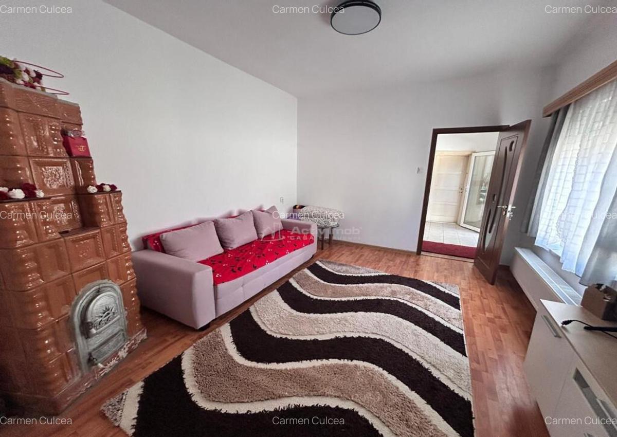 Bocsa Montana, Casa Cocheta pentru Familie mare. - 1