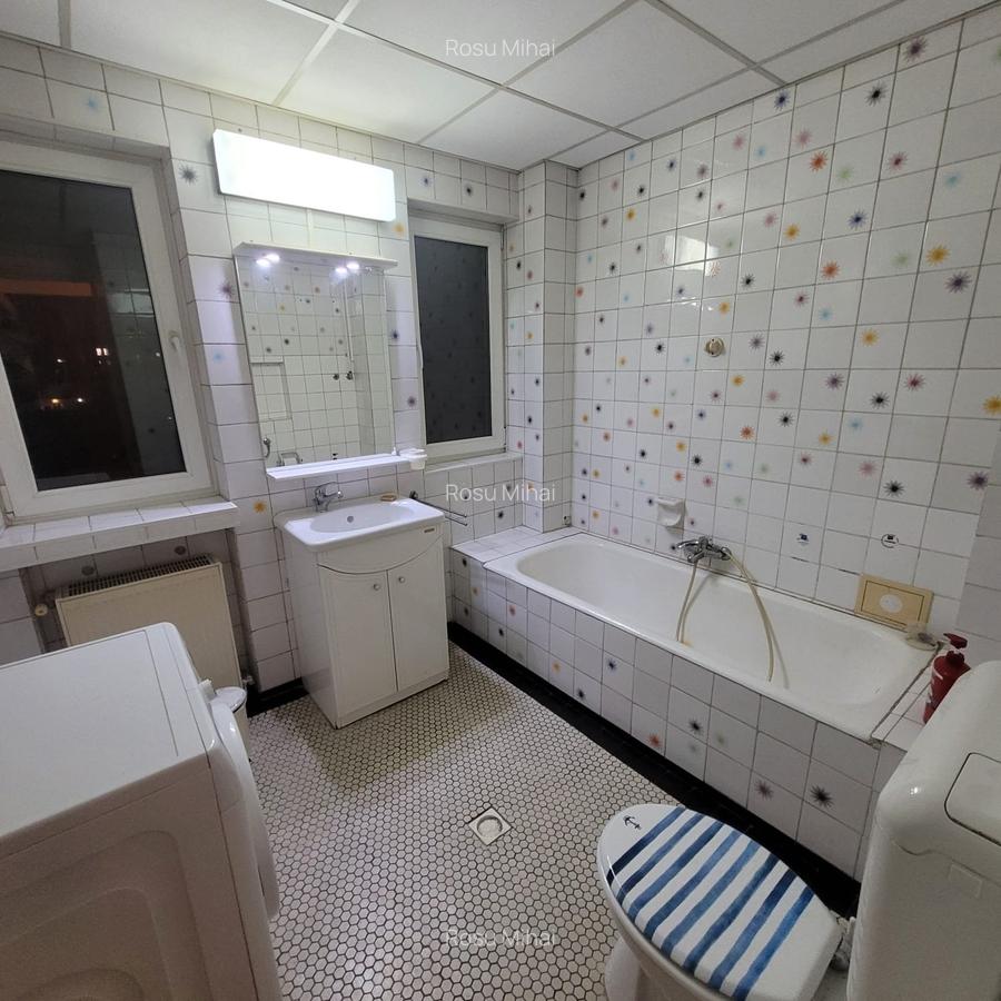 Universitate, Intercontinental, Blocul Roșu - 16