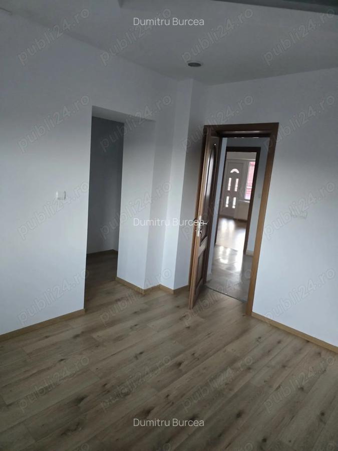 Inchiriere VILA Aparatorii Patriei 4 min de metrou - proprietar - 4