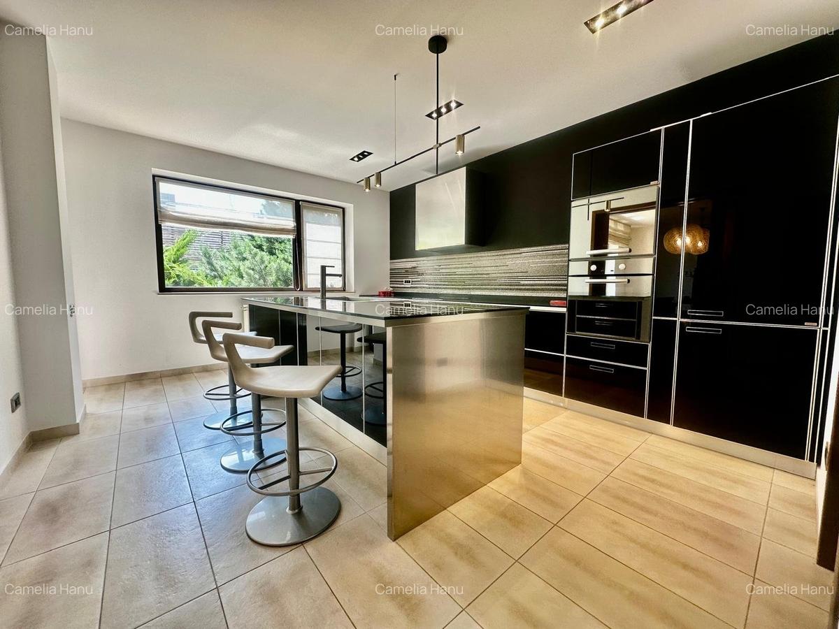 Vila eleganta 360 mp, P+1, teren generos, jacuzzi și garaj – complex exclusivist - 7