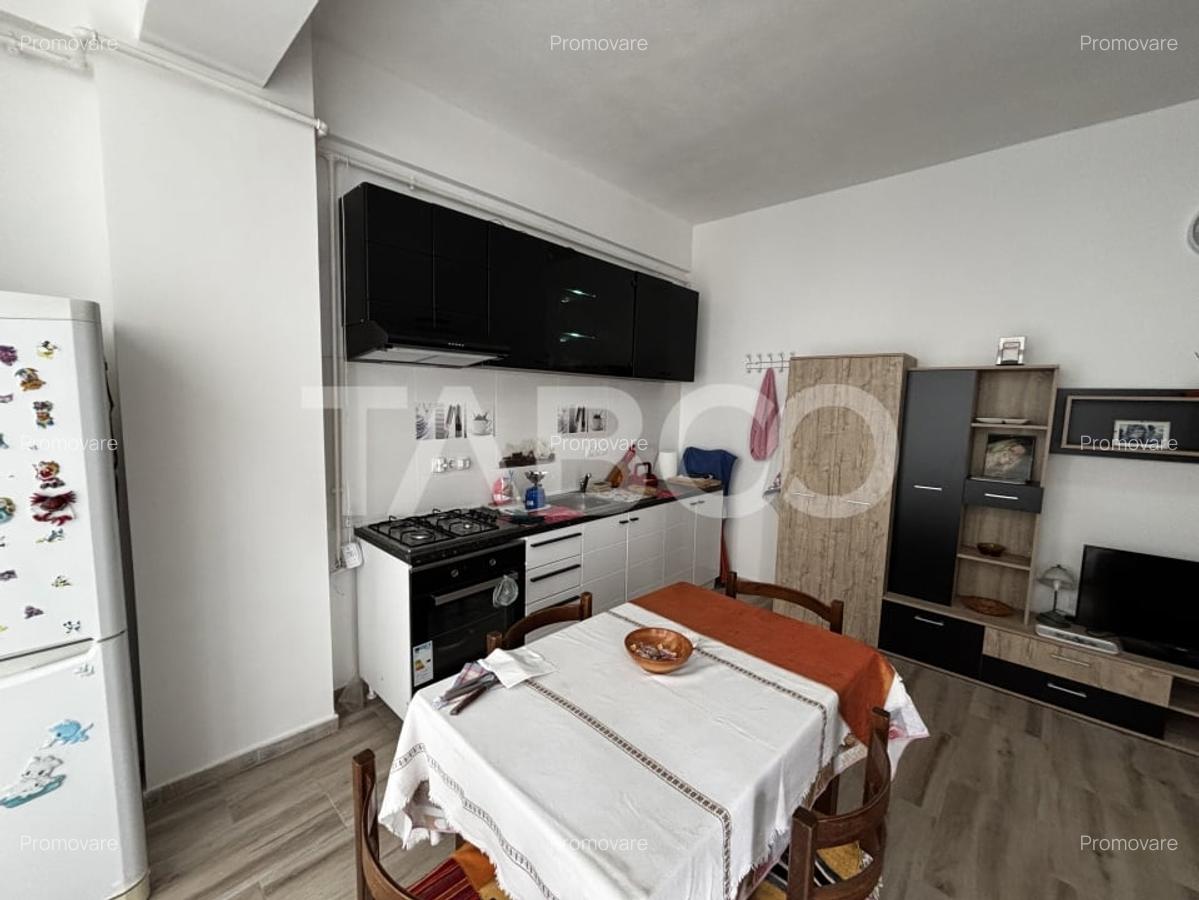 Apartament de vanzare 2 camere prima afisare zona Doamna Stanca - 2