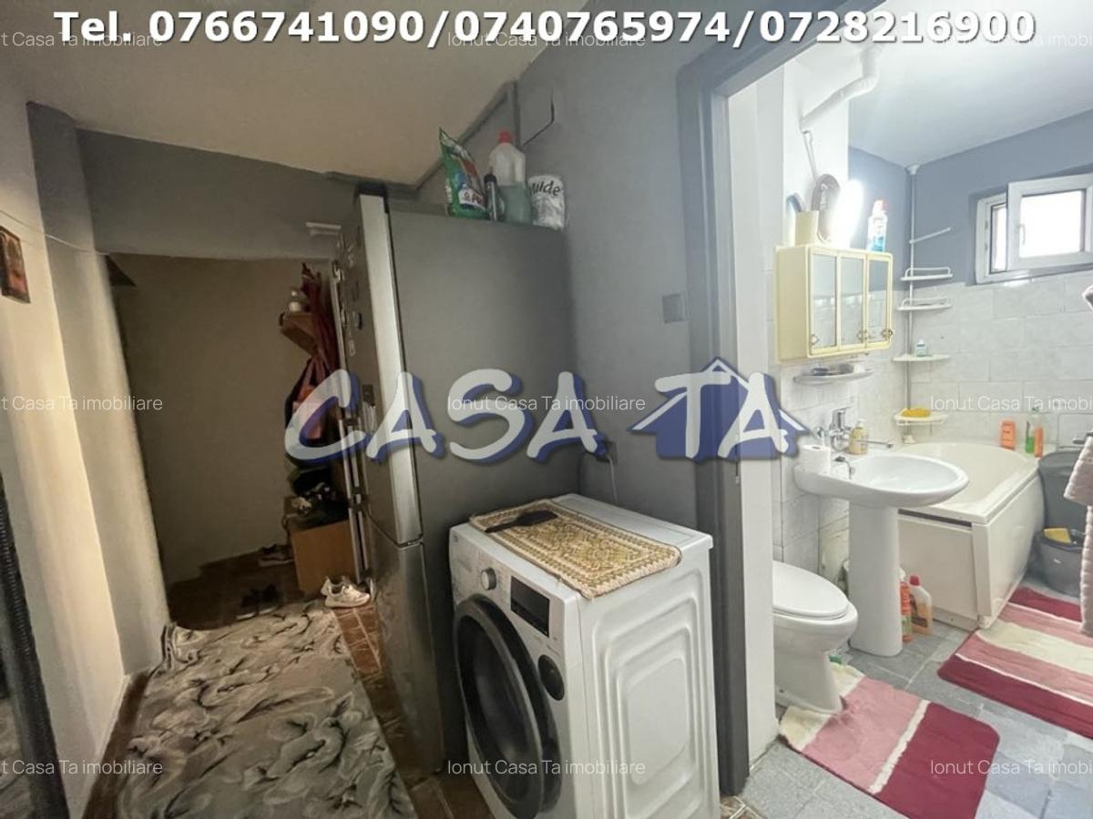 Apartament 3 Camere, Etaj 2, Strada Aleea Plopilor - 13