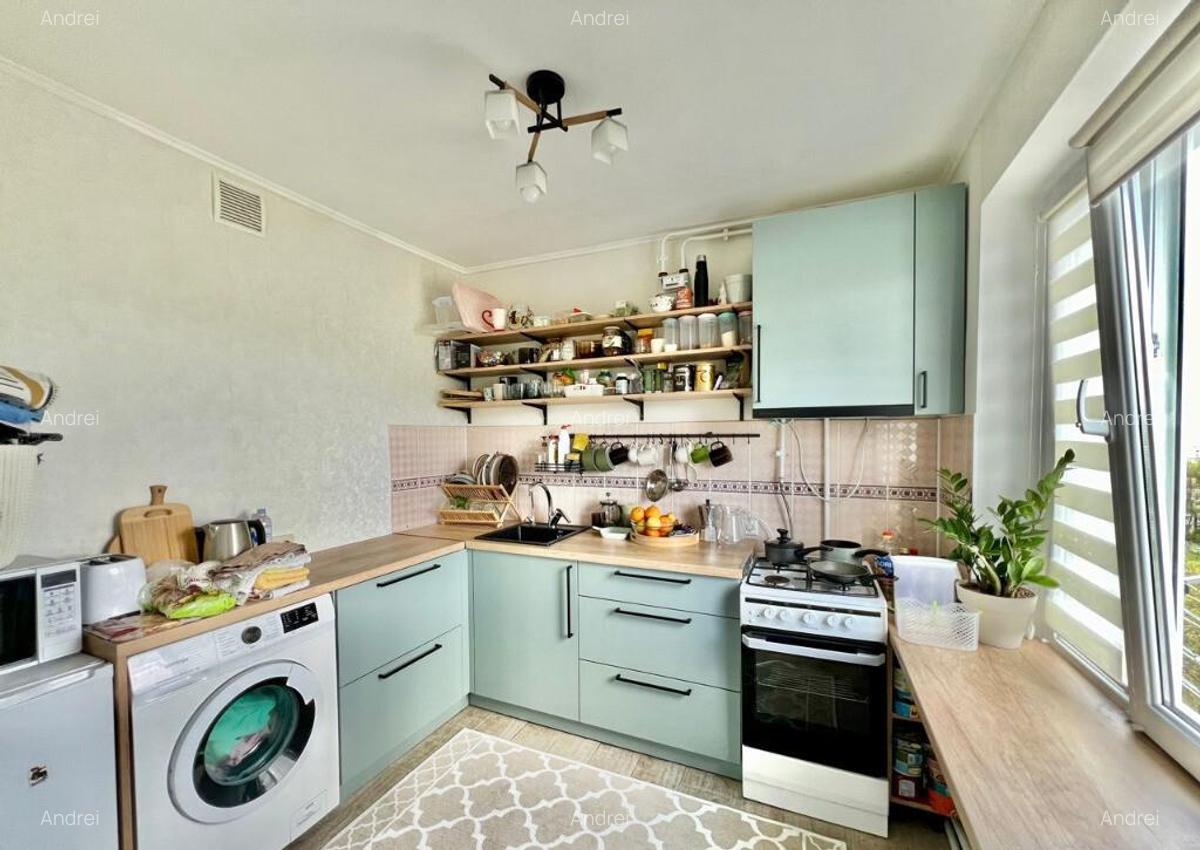 Oferim un apartament cu 3 camere in zona Unirii , Pasaj Marasesti - 5