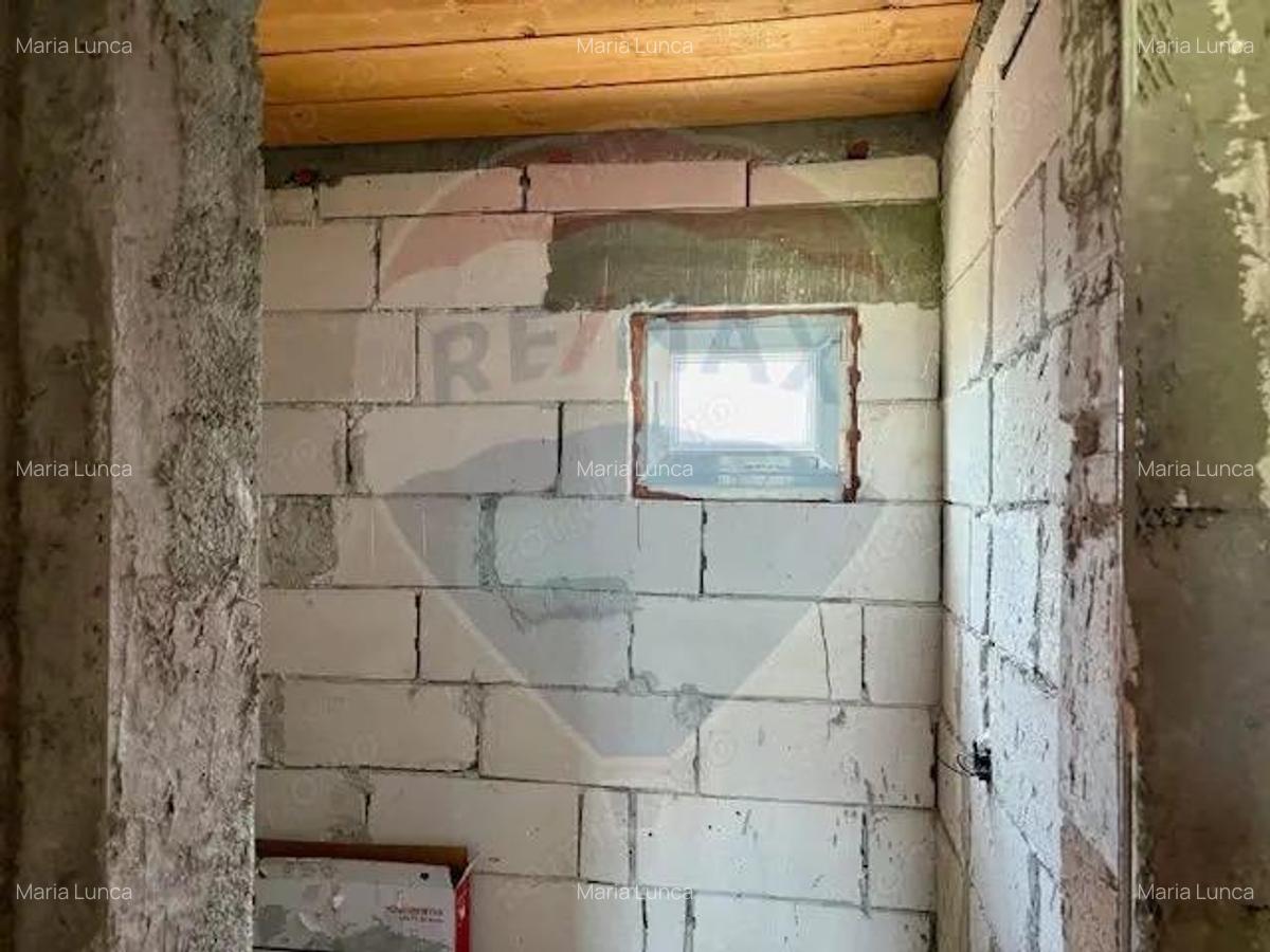 Casa / Vila cu 5 camere de vanzare - 15