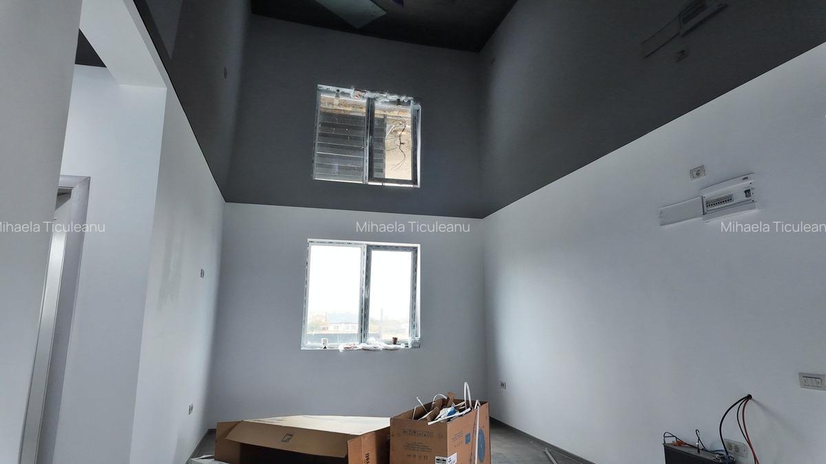 Vindem casa in Navodari zona de vile - 7