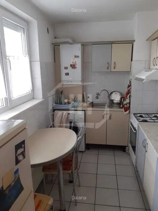 Apartament 2 camere, decomandat, Centru, Motilor - 5