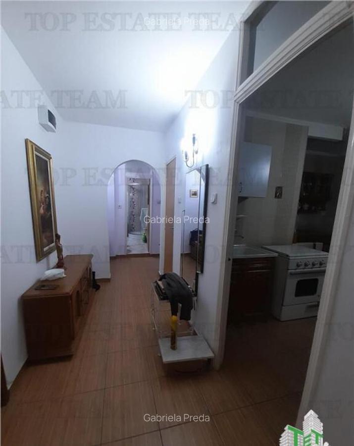 Bulevardul Decebal-Voronet-in exclusivitate 2 camere - 9